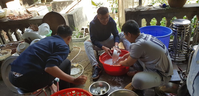 Tết này đã khác Tết xưa, đàn ông rửa bát không chừa chị em: Festival Âm lịch của nhiều người bớt toang rồi nhỉ? - Ảnh 3.