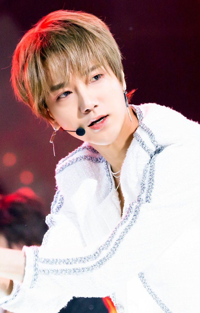 Yesung (Super Junior) từng muốn phẫu thuật thẩm mỹ để c&oacute; đ&ocirc;i mắt giống Heechul & Siwon - Ảnh 5.
