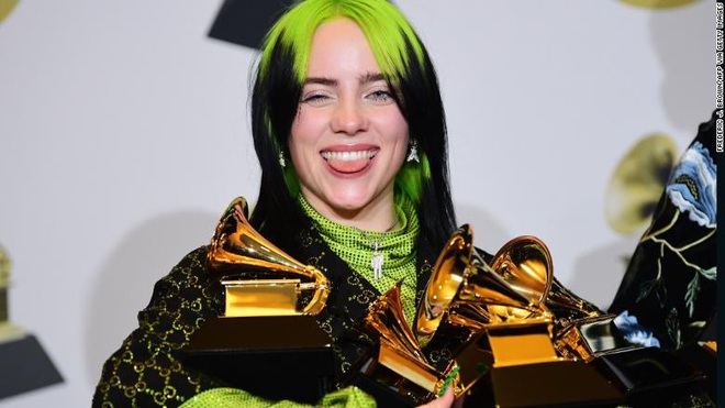 Vừa viết nên lịch sử tại Grammy, Billie Eilish chinh thức có màn trình diễn bất ngờ tại Oscar: thời tới cản không kịp? - Ảnh 3.