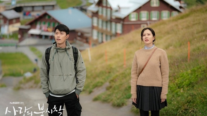 Mãn nhãn với bối cảnh đẹp như mơ trong bộ phim Crash Landing On You của nam tài tử Hyun Bin và chị đẹp Son Ye Jin - Ảnh 5.
