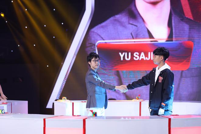  Trận đấu Si&ecirc;u tr&iacute; tuệ mở đầu thập kỷ mới: B&aacute;ch khoa sống Việt Ho&agrave;ng đối đầu &Ocirc;ng tr&ugrave;m của l&agrave;ng tr&iacute; nhớ thế giới - Ảnh 10.