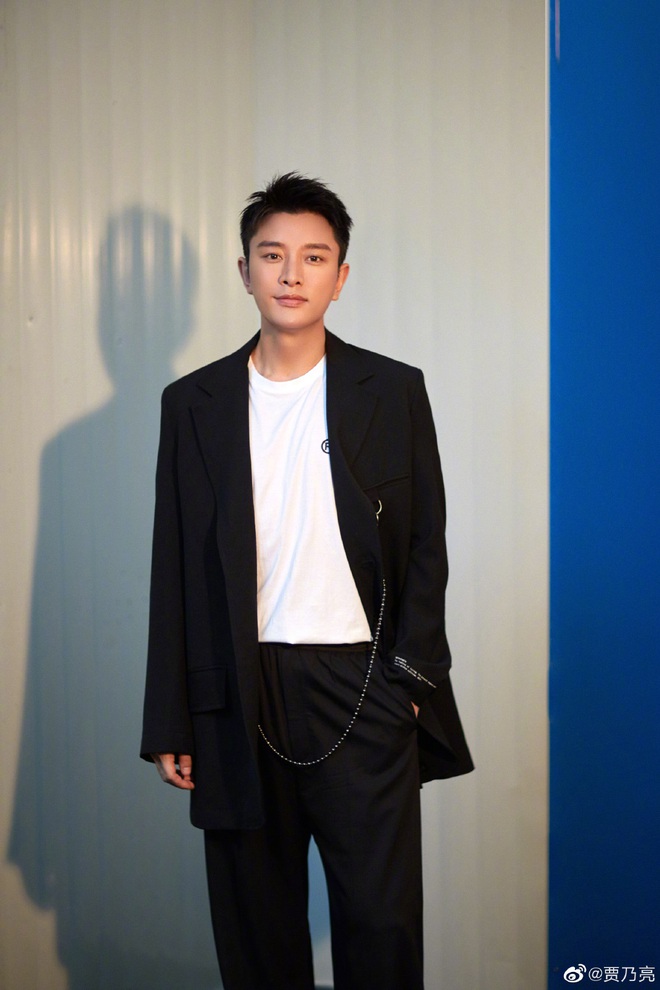 Paparazzi đ&atilde; bắt sống ảnh hẹn h&ograve; của Giả N&atilde;i Lượng với t&igrave;nh mới, đối tượng ch&iacute;nh l&agrave; bạn g&aacute;i cũ Đặng Lu&acirc;n? - Ảnh 1.