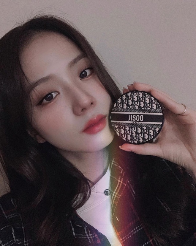 Tổng hợp hơn 74 jisoo dior sold out mới nhất  trieuson5