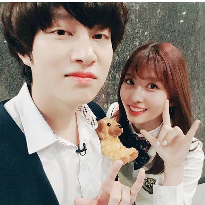 Lời tiên tri về vợ tương lai của Heechul gây bão trở lại: Nghe mà giật mình vì quá giống Momo (TWICE) - Ảnh 3.