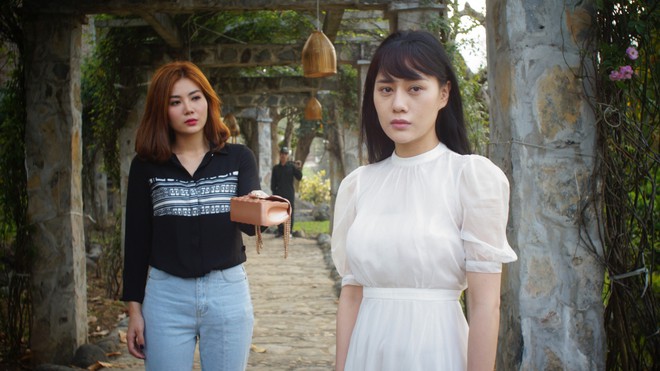 Phương Oanh: Từ g&aacute;i ng&agrave;nh m&ecirc; phẫu thuật thẩm mỹ đến C&ocirc; G&aacute;i Nh&agrave; Người Ta hiền thục nết na - Ảnh 10.