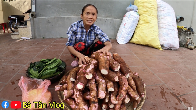 Món bà Tân Vlog làm bao giờ cũng được khen ngon mà sao hôm nay dân mạng lại soi ra người tránh né thế này? - Ảnh 1.