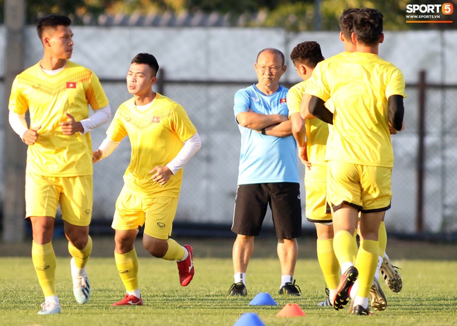 HLV Park Hang-seo rút gọn thời gian tập thể lực để U23 Việt Nam chốt nhân sự trước ngày ra quân VCK U23 châu Á - Ảnh 3.