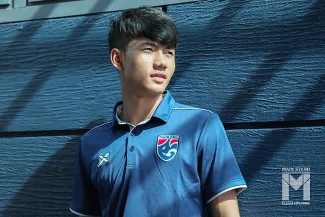 Suphanat Mueanta, hot boy Thái Lan phá kỷ lục giải U23 châu Á: Con nhà nông dân nghèo mơ một ngày làm đồng đội của Messi - Ảnh 3.