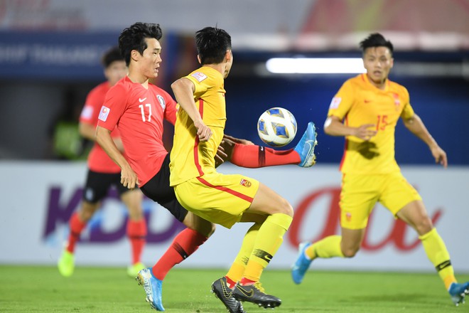 C&oacute; b&agrave;n thắng ở đ&uacute;ng gi&acirc;y cuối c&ugrave;ng, đ&agrave;n em của Son Heung-min chật vật vượt qua Trung Quốc 1-0 trong ng&agrave;y ra qu&acirc;n tại VCK U23 ch&acirc;u &Aacute; - Ảnh 1.