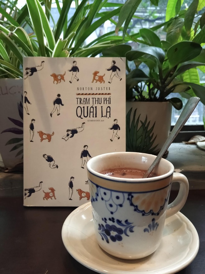 “Trạm thu phí quái lạ” – bức thư gửi những người cho rằng cuộc đời này nhạt nhẽo - Ảnh 1.