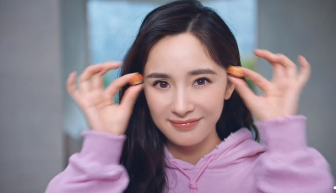 Nhan sắc Dương Mịch lại biến đổi v&agrave; g&acirc;y hoang mang: Sống mũi trở n&ecirc;n lạ hoắc, Trịnh Sảng 2.0 l&agrave; đ&acirc;y? - Ảnh 2.