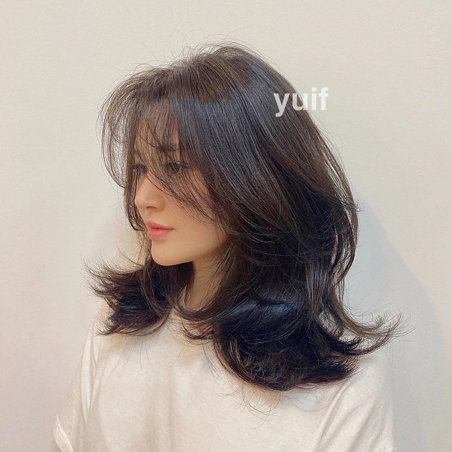C&oacute; một kiểu t&oacute;c m&aacute;i hợp mọi d&aacute;ng mặt: Che nhược điểm đỉnh cao v&agrave; tạo g&oacute;c nghi&ecirc;ng thần th&aacute;nh như g&aacute;i H&agrave;n - Ảnh 7.