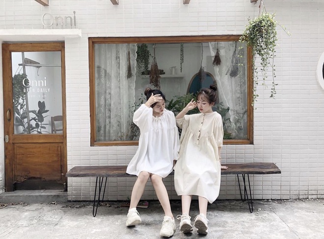 Những góc phố đậm chất Hàn Quốc ngay giữa lòng Hà Nội, lên ảnh mang vibe trong trẻo đến ngẩn ngơ - Ảnh 3. Những góc phố đậm chất Hàn Quốc ngay giữa lòng Hà Nội, lên ảnh mang vibe trong trẻo đến ngẩn ngơ - Ảnh 3.