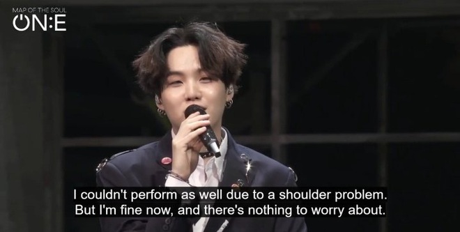 Bị chấn thương vai trong concert nhưng SUGA (BTS) vẫn nhảy cực sung, cách trấn an ARMY còn gây xúc động mạnh - Ảnh 3.