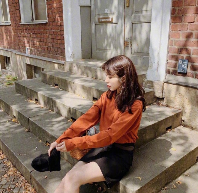 G&aacute;i H&agrave;n c&oacute; 3 style đinh m&ugrave;a lạnh, muốn sang chảnh hay thoải m&aacute;i th&igrave; bạn cứ &aacute;p theo l&agrave; đẹp - Ảnh 4.