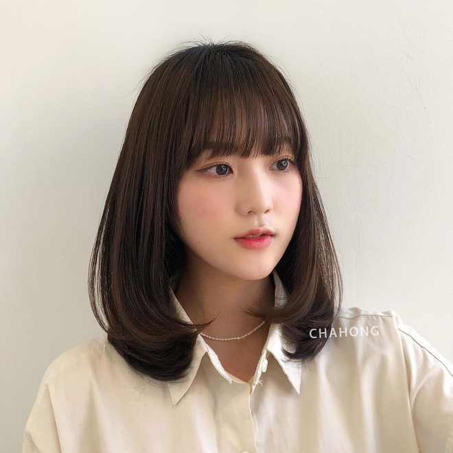 5 kiểu tóc ngắn và tóc lưng chừng trendy của mùa lạnh 2020, chị em đu theo ngay để “lột xác” nào - Ảnh 1.