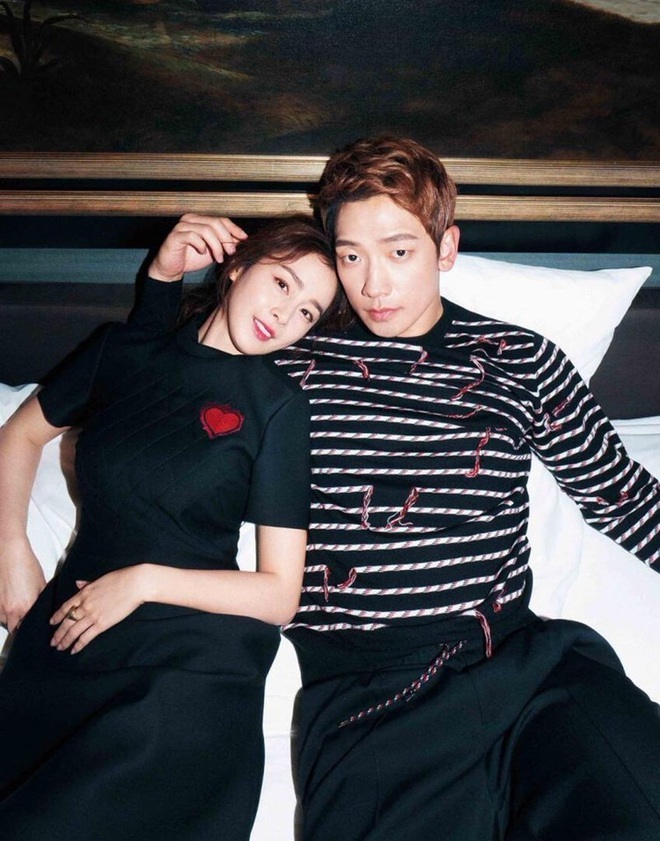 2 mỹ nam Bi Rain v&agrave; Kwon Sang Woo tranh thủ kể về vợ tr&ecirc;n s&oacute;ng truyền h&igrave;nh - Ảnh 7.