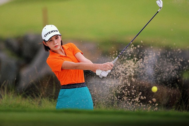 Về chuyện ra sân golf săn đại gia, ái nữ nhà diva lẫn vợ sắp cưới của giám đốc nói gì? - Ảnh 3.