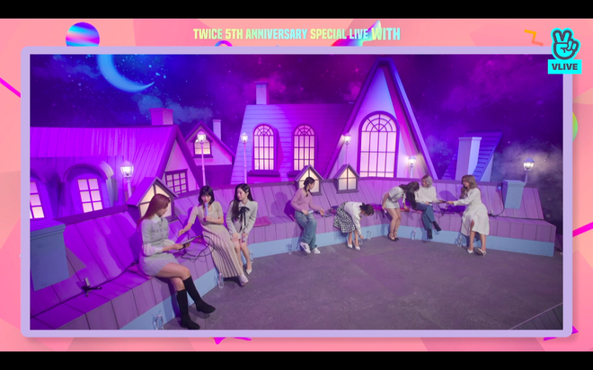 Tròn 5 năm debut, TWICE mở buổi live đặc biệt: Jeongyeon vắng mặt, các thành viên không ngại spoil ca khúc mới khiến fan sướng rơn - Ảnh 13.