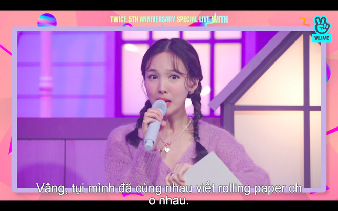 Tròn 5 năm debut, TWICE mở buổi live đặc biệt: Jeongyeon vắng mặt, các thành viên không ngại spoil ca khúc mới khiến fan sướng rơn - Ảnh 57.