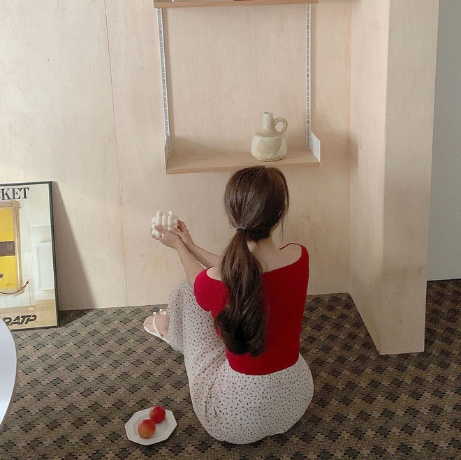 20⁄10 mặc xinh thôi chưa đủ, các nàng diện thêm những kiểu tóc này thì visual còn ngất ngây hơn nhiều - Ảnh 3. 20⁄10 mặc xinh thôi chưa đủ, các nàng diện thêm những kiểu tóc này thì visual còn ngất ngây hơn nhiều - Ảnh 3.