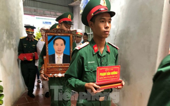 Quê mẹ Thái Bình đón Liệt sỹ, nhà báo Phạm Văn Hướng hi sinh ở Rào Trăng - Ảnh 3.