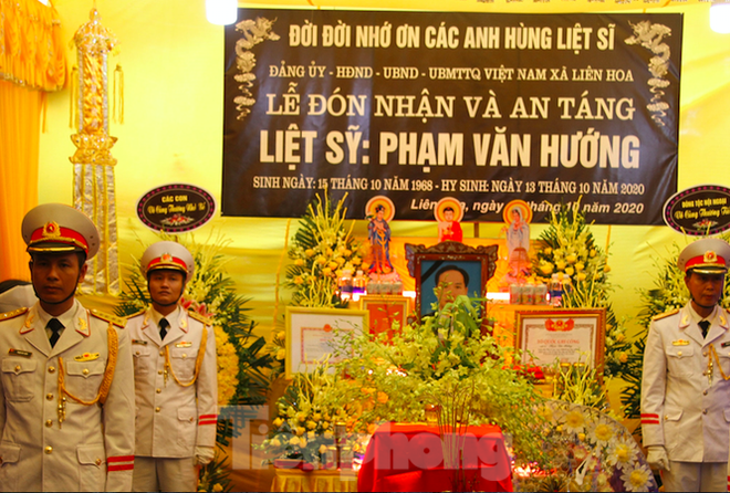 Quê mẹ Thái Bình đón Liệt sỹ, nhà báo Phạm Văn Hướng hi sinh ở Rào Trăng - Ảnh 1.