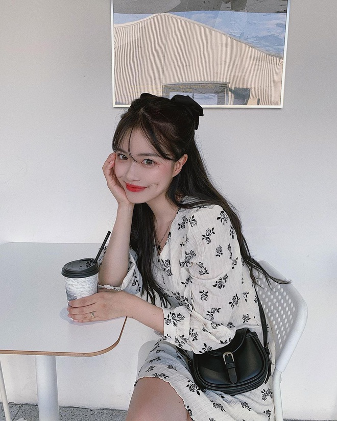 20⁄10 mặc xinh thôi chưa đủ, các nàng diện thêm những kiểu tóc này thì visual còn ngất ngây hơn nhiều - Ảnh 8. 20⁄10 mặc xinh thôi chưa đủ, các nàng diện thêm những kiểu tóc này thì visual còn ngất ngây hơn nhiều - Ảnh 8.