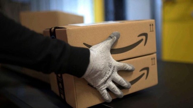 Gần 20.000 nh&acirc;n vi&ecirc;n của Amazon mắc COVID-19 - Ảnh 1.