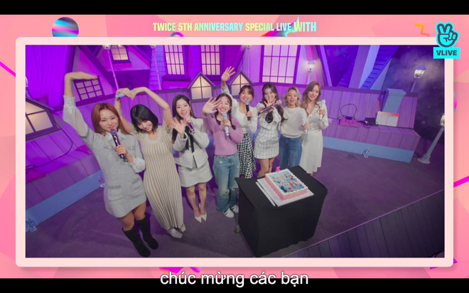 Tròn 5 năm debut, TWICE mở buổi live đặc biệt: Jeongyeon vắng mặt, các thành viên không ngại spoil ca khúc mới khiến fan sướng rơn - Ảnh 94.