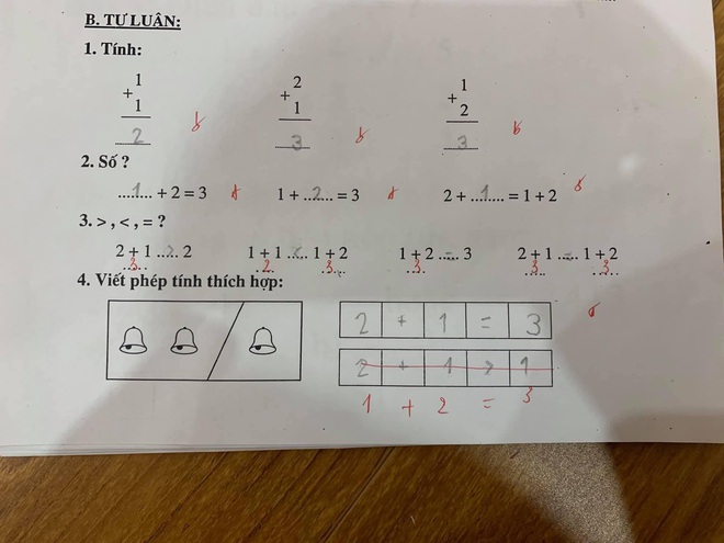 Con gái ghi 2 + 1 = &gt; 1 vẫn bị gạch sai, người mẹ thắc mắc hỏi dân mạng liền nhận về lý do tâm phục khẩu phục - Ảnh 1.