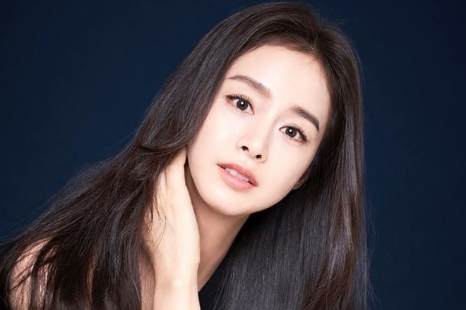 "Thánh hack tuổi" Jang Na Ra gây sốt với ảnh mặt mộc U40, trẻ trung ăn đứt cả bộ 3 Kim Tae Hee, Son Ye Jin và Song Hye Kyo - Ảnh 4. "Thánh hack tuổi" Jang Na Ra gây sốt với ảnh mặt mộc U40, trẻ trung ăn đứt cả bộ 3 Kim Tae Hee, Son Ye Jin và Song Hye Kyo - Ảnh 4.
