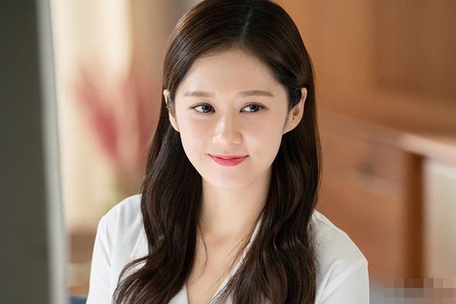 "Thánh hack tuổi" Jang Na Ra gây sốt với ảnh mặt mộc U40, trẻ trung ăn đứt cả bộ 3 Kim Tae Hee, Son Ye Jin và Song Hye Kyo - Ảnh 6. "Thánh hack tuổi" Jang Na Ra gây sốt với ảnh mặt mộc U40, trẻ trung ăn đứt cả bộ 3 Kim Tae Hee, Son Ye Jin và Song Hye Kyo - Ảnh 6.