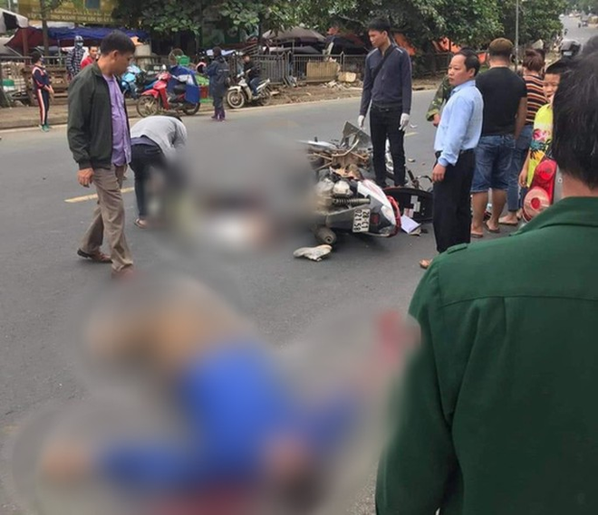 CLIP: Nam thanh ni&ecirc;n ph&oacute;ng xe m&aacute;y vun v&uacute;t, lấn l&agrave;n t&ocirc;ng chết người đ&agrave;n &ocirc;ng đi xe m&aacute;y - Ảnh 2.