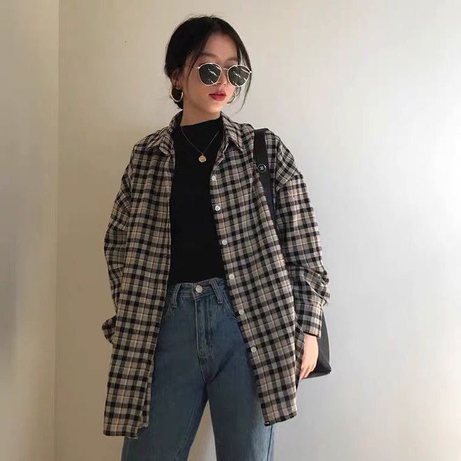 6 kiểu áo đáng sắm để mix cùng quần jeans, chị em diện mùa đông là có outfit trendy chuẩn chỉnh - Ảnh 4. 6 kiểu áo đáng sắm để mix cùng quần jeans, chị em diện mùa đông là có outfit trendy chuẩn chỉnh - Ảnh 4.