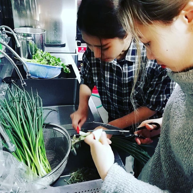 Sống ở Hà Nội nhưng vẫn có người tưởng phở Thìn Bờ Hồ và phở Thìn Lò Đúc là một, sự thật lại là 2 câu chuyện vô cùng đặc biệt - Ảnh 7.