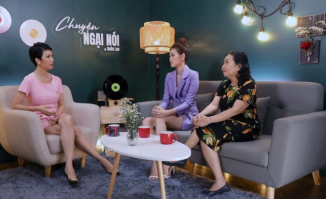 Tập 2 talk show của Xuân Lan tiếp tục gây chú ý với câu chuyện bé gái 5 tuổi bị xâm hại - Ảnh 1.