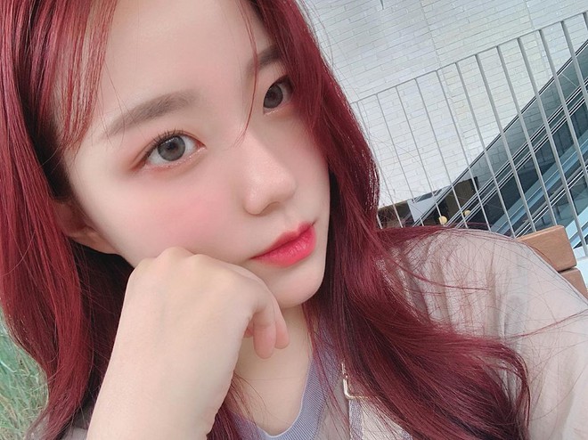 Sai ngay từ bước b&ocirc;i kem mắt th&igrave; c&ocirc;ng lao chống l&atilde;o h&oacute;a đổ s&ocirc;ng đổ bể hết th&ocirc;i c&aacute;c chị em ơi! - Ảnh 4.
