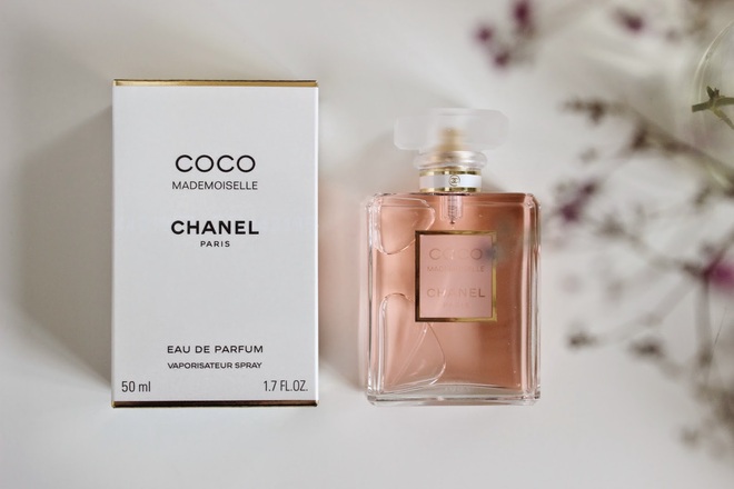 Nàng BTV chỉ ra 5 chai nước hoa Chanel đáng mua nhất cho những nàng công sở thời thượng - Ảnh 7.