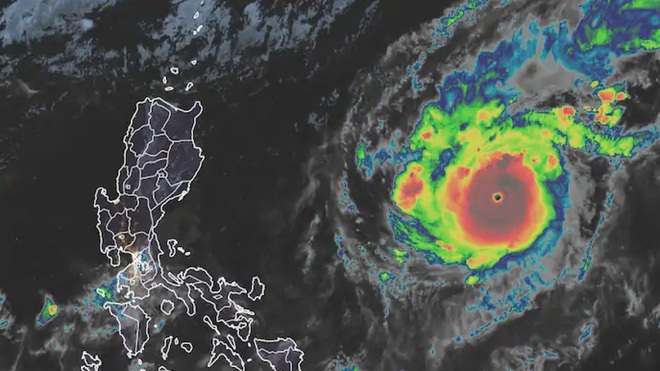 Siêu bão Goni mạnh nhất năm 2020 đang di chuyển về phía Philippines - Ảnh 1.