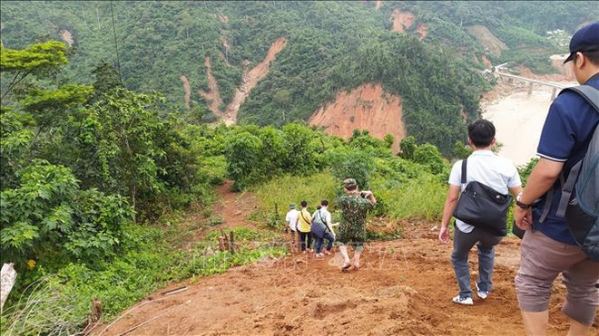 Mất liên lạc hoàn toàn với xã Phước Lộc (Phước Sơn, Quảng Nam) - Ảnh 1.