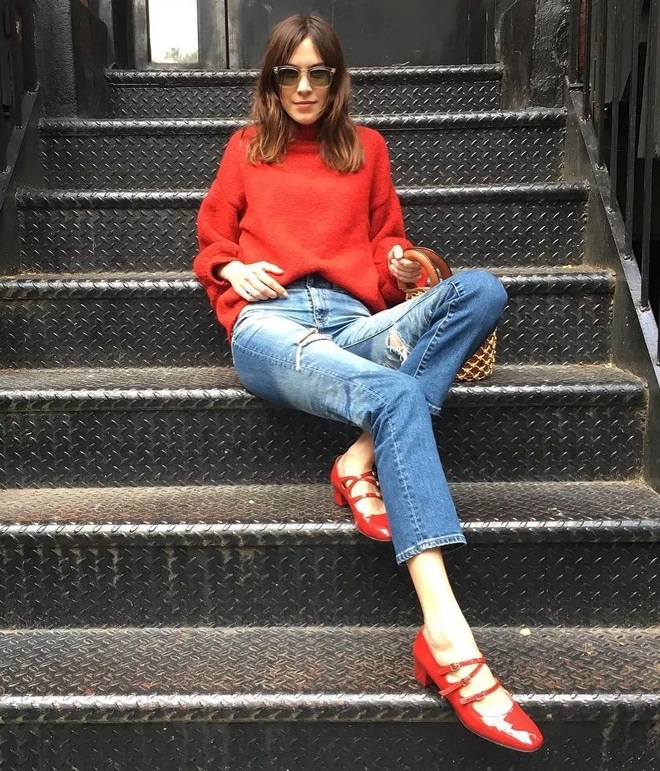 Hãy sắm 1 đôi giày đỏ: Style của bạn sẽ được nâng tầm sang chảnh như gái Pháp - Ảnh 5.