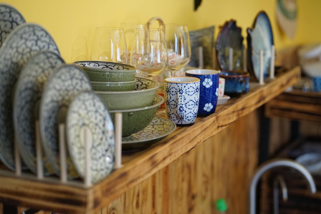 Đôi vợ chồng trẻ đi từ Nam ra Bắc tìm vật liệu decor nhà, 6 tháng sau có ngay thành quả đẹp miễn bàn - Ảnh 4. Đôi vợ chồng trẻ đi từ Nam ra Bắc tìm vật liệu decor nhà, 6 tháng sau có ngay thành quả đẹp miễn bàn - Ảnh 4.