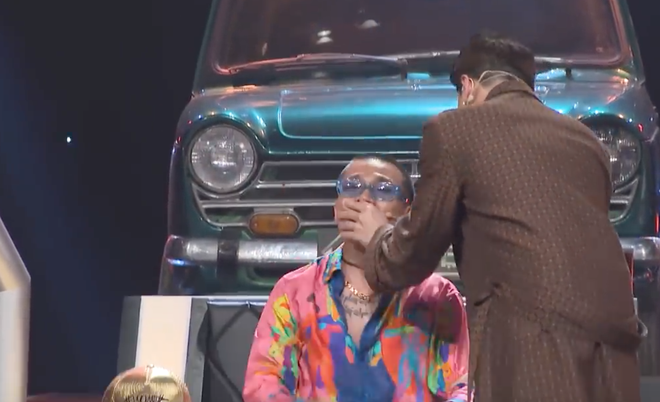 Clip kh&ocirc;ng l&ecirc;n s&oacute;ng: Karik đ&iacute;ch th&acirc;n sang tận nơi bịt miệng Wowy để chương tr&igrave;nh tiếp tục! - Ảnh 7.