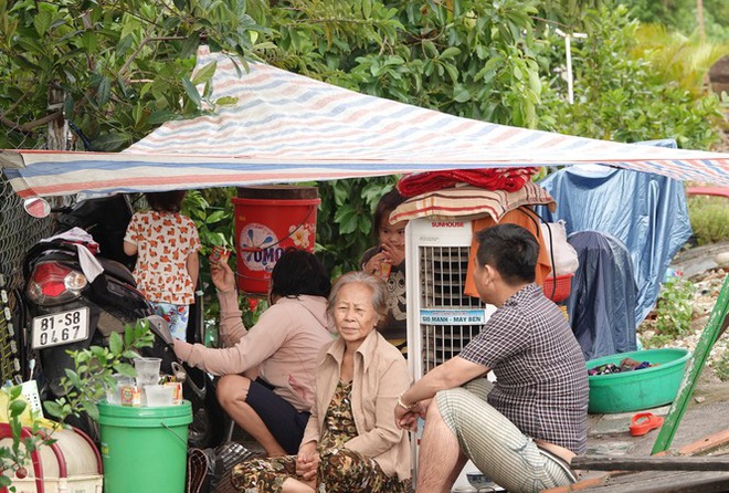 Lũ lớn ở Bình Định, hơn 8.500 nhà dân bị ngập - Ảnh 1.