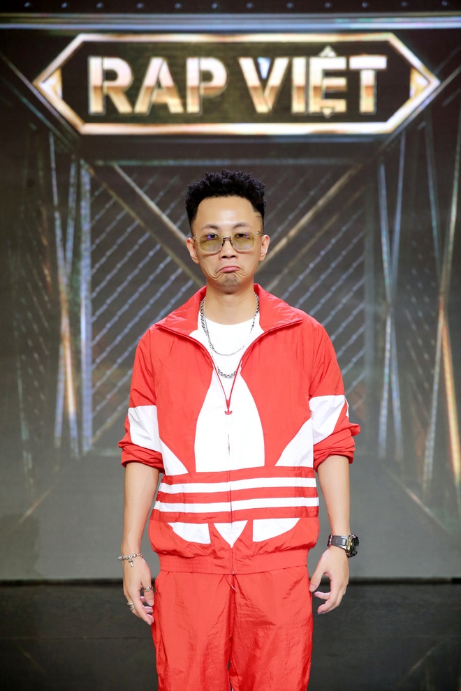 Bị thi&ecirc;n hạ đồn đo&aacute;n quyết t&acirc;m bỏ rap diss v&igrave; y&ecirc;u vợ, Rhymastic v&agrave;o tận nơi đ&iacute;nh ch&iacute;nh được fan ủng hộ nhiệt liệt! - Ảnh 4.
