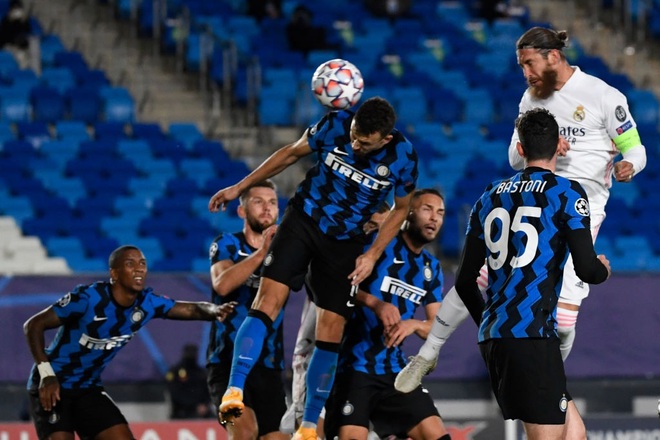 Real Madrid thoát bét bảng sau chiến thắng 3-2 trước Inter Milan - Ảnh 2.