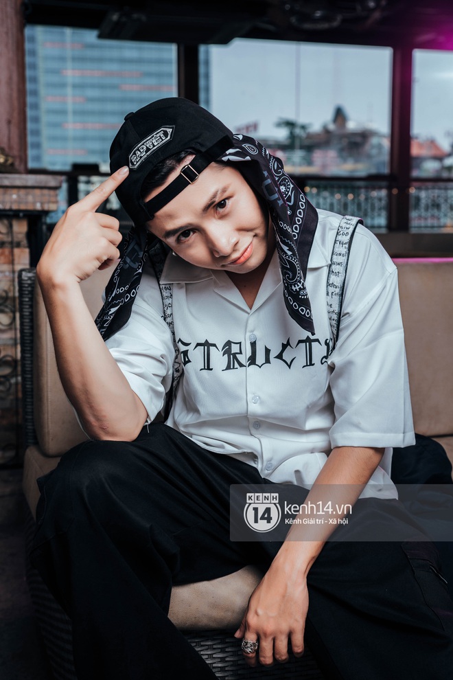 Ricky Star: Set đồ 3 tỷ rưỡi thi Rap Việt được OTD hỗ trợ, vẫn đang chờ Trấn Th&agrave;nh tặng m&aacute;y lọc kh&ocirc;ng kh&iacute; - Ảnh 1.