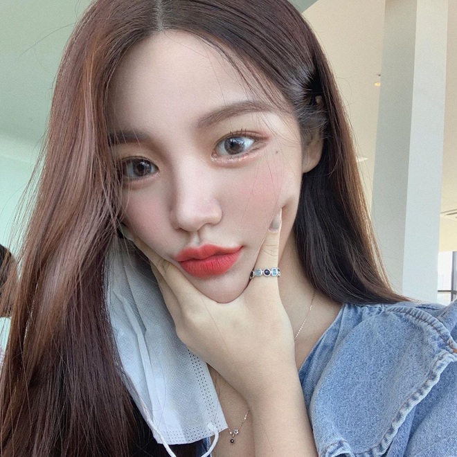 Da ng&agrave;y c&agrave;ng sần s&ugrave;i th&ocirc; r&aacute;p, chị em cần cải tổ ngay từ bước rửa mặt mới mong da đẹp l&ecirc;n được - Ảnh 4.