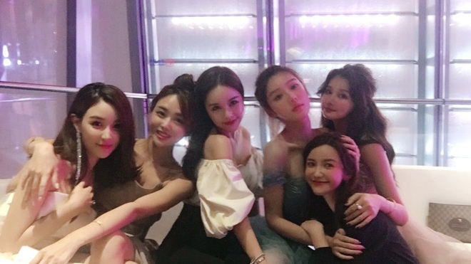 Ph&uacute; b&agrave; fake nhận tr&aacute;i đắng v&igrave; rủ hội chị em quẩy banh n&oacute;c trong party sinh nhật xa hoa rồi quỵt tiền người ta - Ảnh 2.